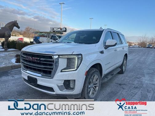 2023 GMC Yukon SLT