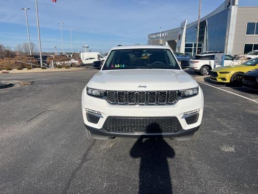 2023 Jeep Grand Cherokee 4xe Base