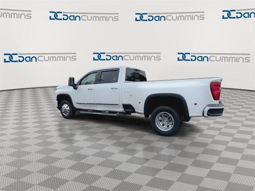 2025 Chevrolet Silverado 3500 High Country
