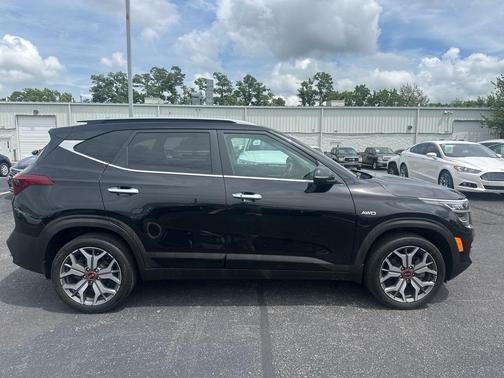 2021 Kia Seltos SX