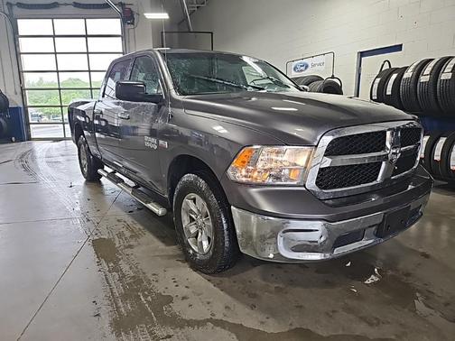 2018 RAM 1500 SLT
