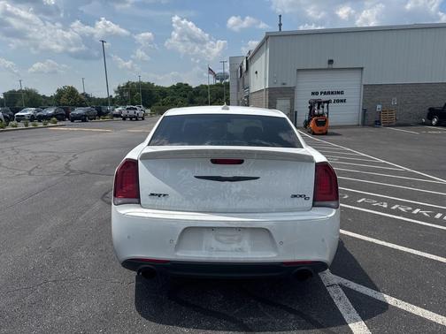 2023 Chrysler 300