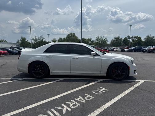2023 Chrysler 300