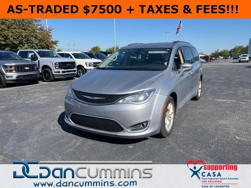 2017 Chrysler Pacifica Touring-L