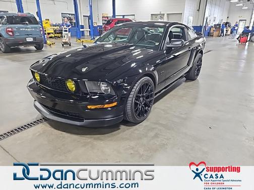 2005 Ford Mustang 