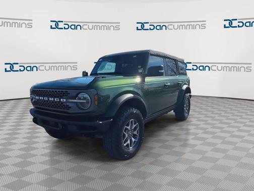 Green Metallic 2022 Ford Bronco Badlands