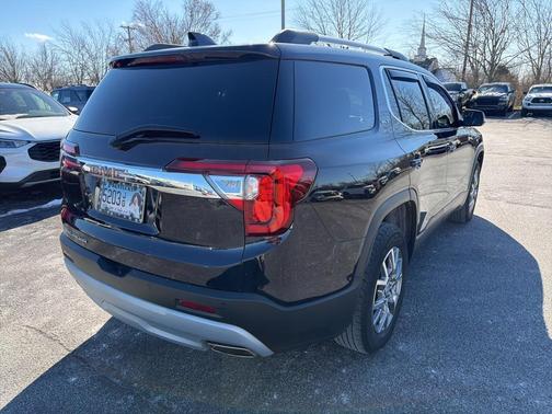 2021 GMC Acadia SLT