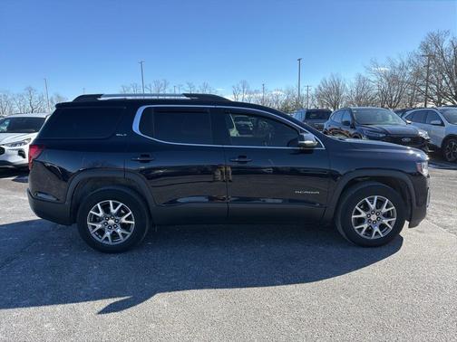 2021 GMC Acadia SLT