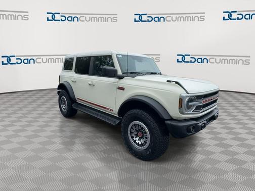 Wimbledon White 2026 Ford Bronco Outer Banks