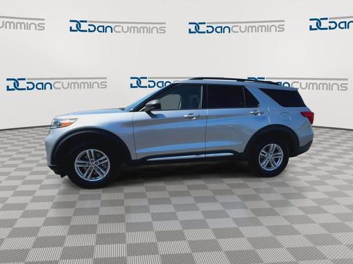 Silver Metallic 2021 Ford Explorer XLT