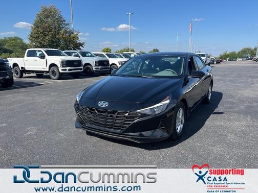 2023 Hyundai ELANTRA SE