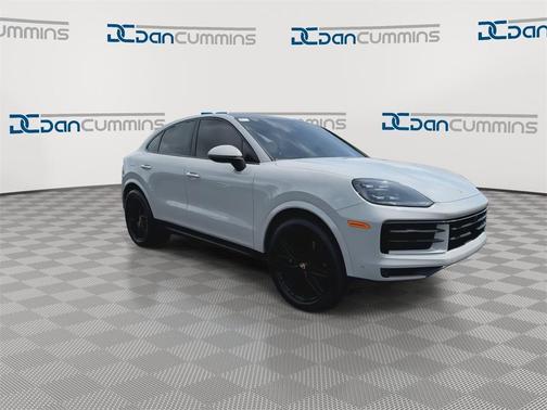 2024 Porsche Cayenne AWD