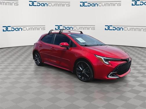 2025 Toyota Corolla Hatchback XSE