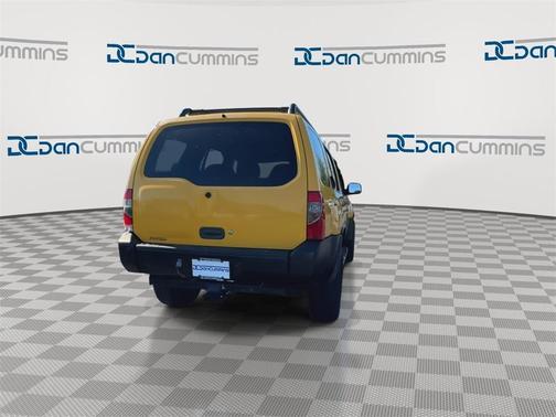 2000 Nissan Xterra XE