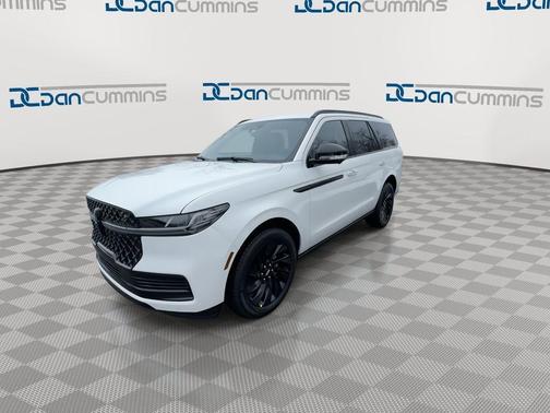 Pristine White 2026 Lincoln Navigator Reserve