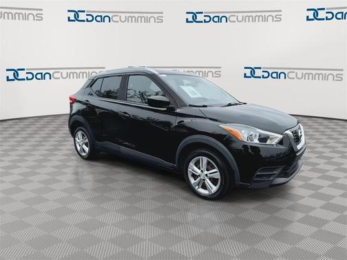 2019 Nissan Kicks S