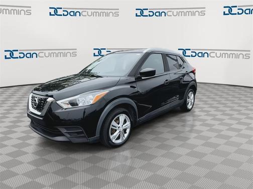 2019 Nissan Kicks S