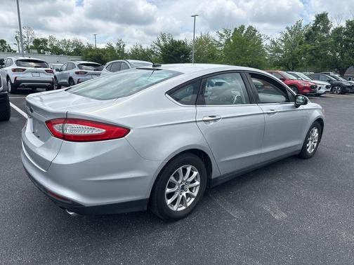 2015 Ford Fusion S