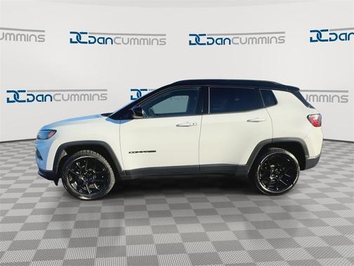 2022 Jeep Compass Altitude