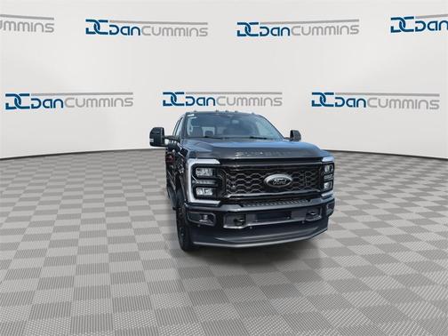 2025 Ford F-350 Lariat Super Duty