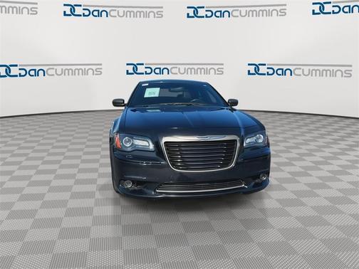 2014 Chrysler 300C John Varvatos Luxury