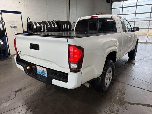 Ice 2023 Toyota Tacoma SR