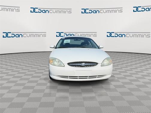 2002 Ford Taurus SES