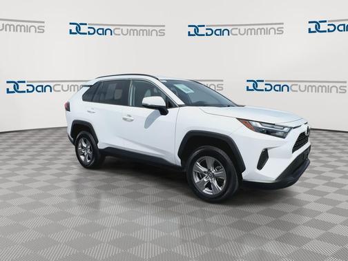 Ice 2024 Toyota RAV4 XLE