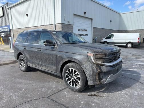 Gray Metallic 2025 Ford Expedition Platinum