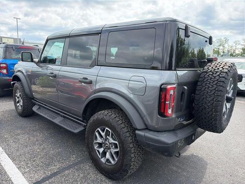 Carbonized Gray Metallic 2025 Ford Bronco Badlands