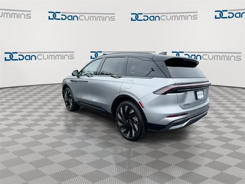 2025 Lincoln Nautilus Reserve