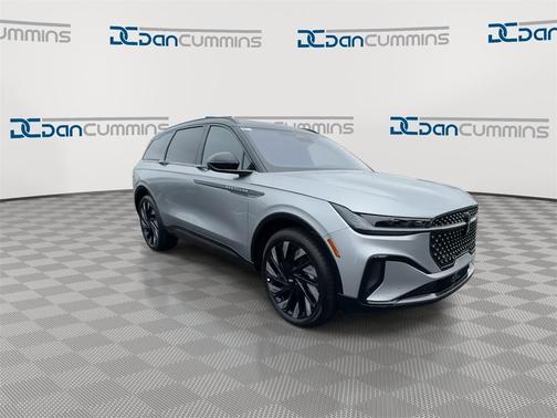 2025 Lincoln Nautilus Reserve