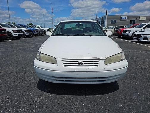 1998 Toyota Camry LE