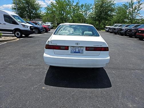 1998 Toyota Camry LE