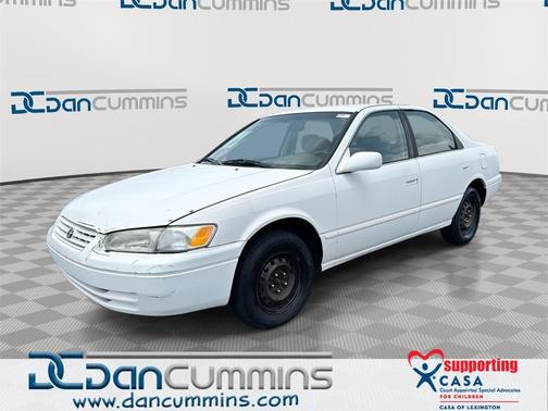 1998 Toyota Camry LE