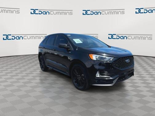 Black Metallic 2022 Ford Edge ST Line