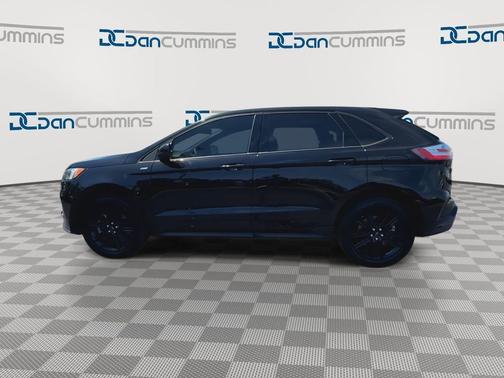 Black Metallic 2022 Ford Edge ST Line