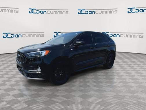 Black Metallic 2022 Ford Edge ST Line