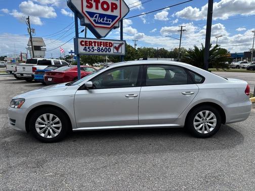2014 Volkswagen Passat 1.8T S