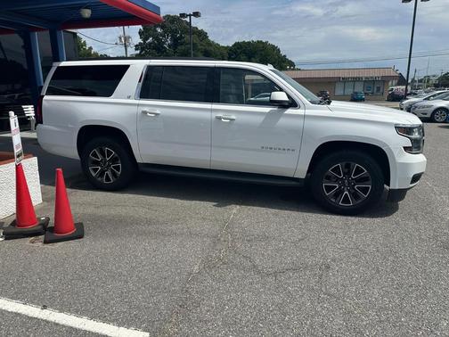 2019 Chevrolet Suburban LT