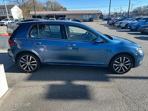 2015 Volkswagen Golf Auto TSI SE