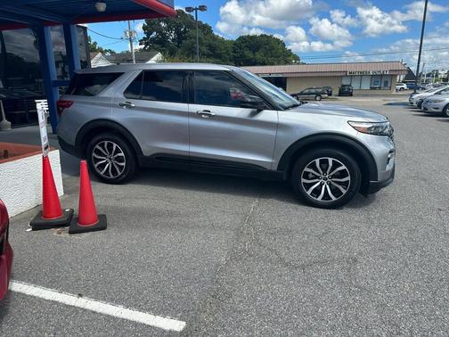 2021 Ford Explorer ST