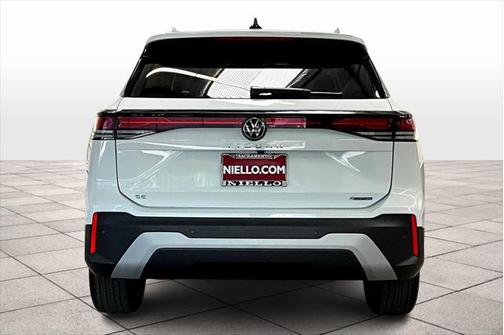 2025 Volkswagen Tiguan 2.0T SE