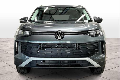 2025 Volkswagen Tiguan 2.0T SE 4MOTION