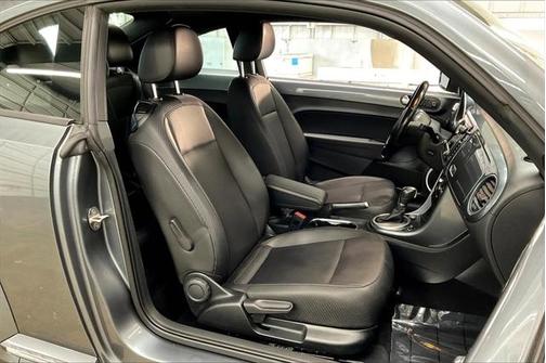 2017 Volkswagen Beetle 1.8T SE