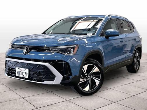 Monterey Blue Pearl 2025 Volkswagen Taos 1.5T SE