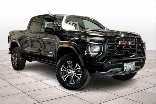 2023 GMC Canyon Base