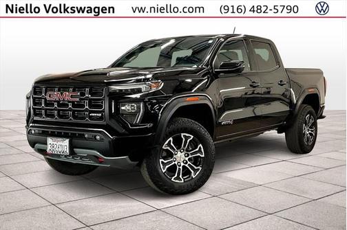 2023 GMC Canyon Base