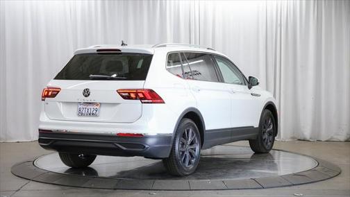 2022 Volkswagen Tiguan 2.0T SE