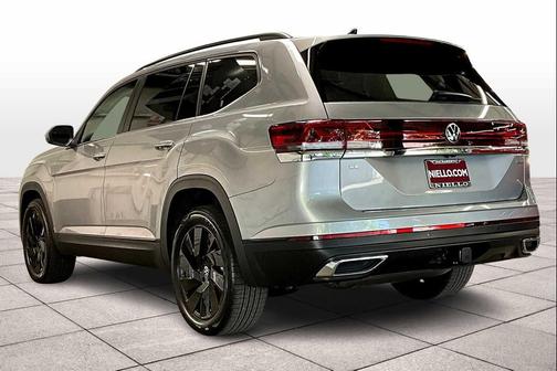 2025 Volkswagen Atlas 2.0T SE w/Technology 4MOTION